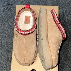 UGG Tan Slip-On Loafers with Red Trim